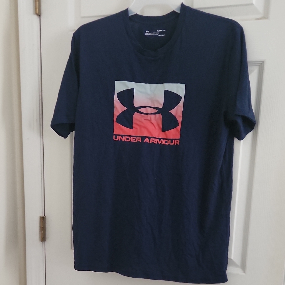 Under Armour Blue Short Sleeve Tee with Iconic Logo  SIZE XL